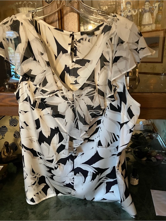 St.John Tops - ST. JOHN SILK BLOUSE SIZE 10